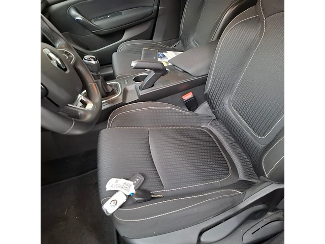 Personenauto, renault, megane, 2019 - afbeelding 33 van  73