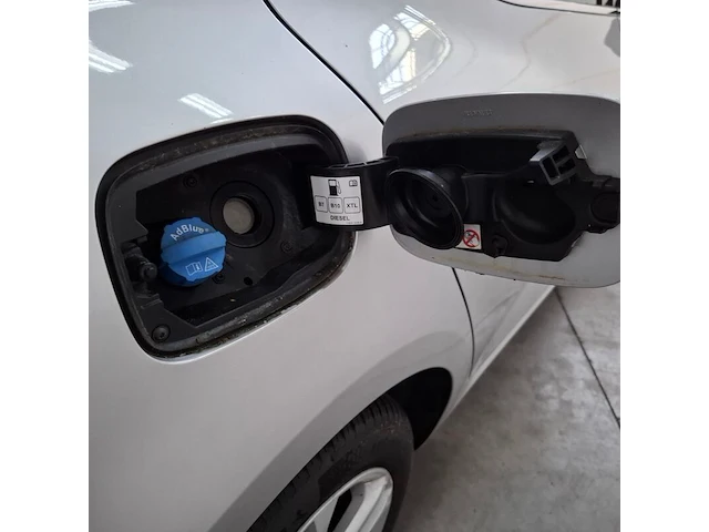 Personenauto, renault, megane, 2019 - afbeelding 57 van  73