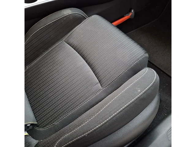 Personenauto, renault, megane, 2019 - afbeelding 59 van  80