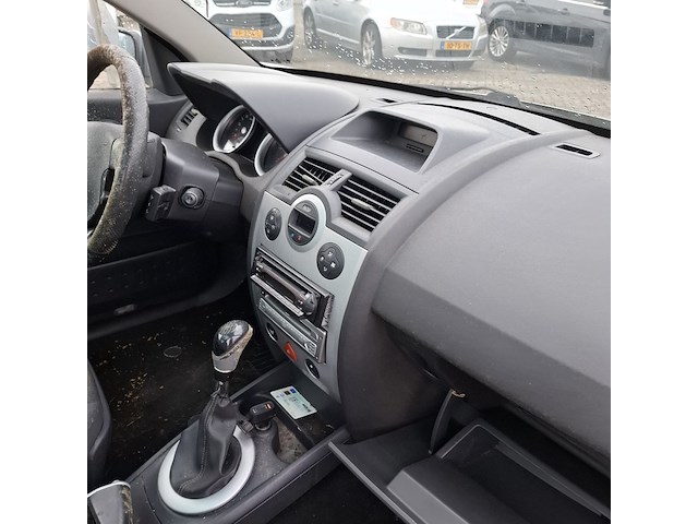 Personenauto, renault, mégane coupé-cabriolet, 1.6-16v privilège luxe, grijs, 2005 - afbeelding 3 van  11