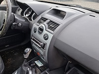 Personenauto, renault, mégane coupé-cabriolet, 1.6-16v privilège luxe, grijs, 2005 - afbeelding 3 van  11