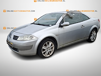 Personenauto, renault, mégane coupé-cabriolet, 1.6-16v privilège luxe, grijs, 2005 - afbeelding 4 van  11