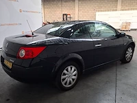 Personenauto, renault, mégane coupé-cabriolet, 2.0-16v tech line, 2006 - afbeelding 3 van  77