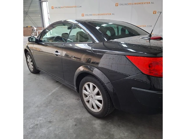 Personenauto, renault, mégane coupé-cabriolet, 2.0-16v tech line, 2006 - afbeelding 5 van  77