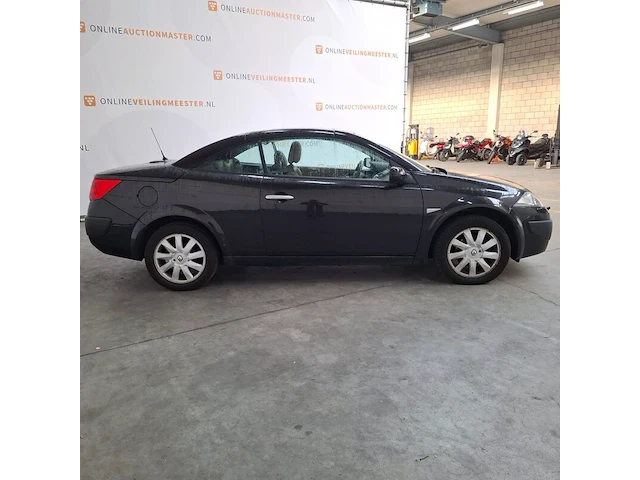 Personenauto, renault, mégane coupé-cabriolet, 2.0-16v tech line, 2006 - afbeelding 34 van  77