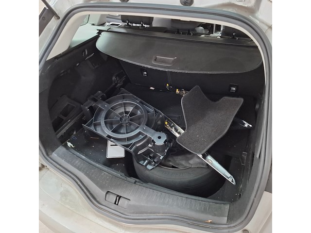 Personenauto, renault, mégane estate, 1.5 dci limited, 2017 - afbeelding 42 van  74