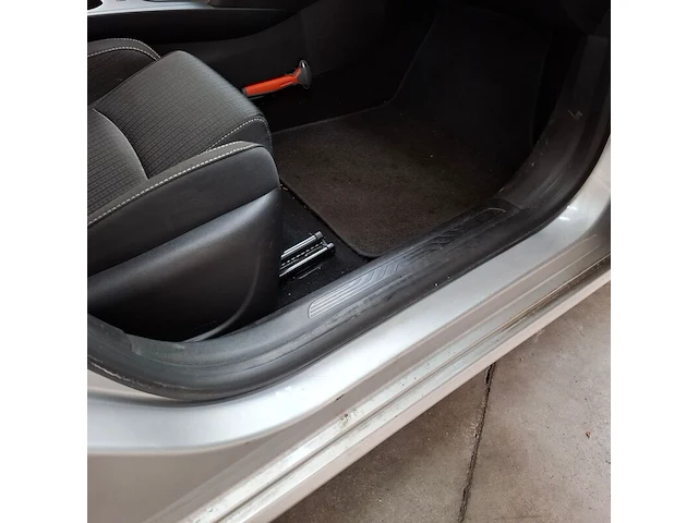 Personenauto, renault, megane estate, 2019 - afbeelding 57 van  74