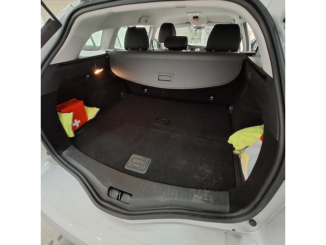 Personenauto, renault, megane estate - afbeelding 28 van  52