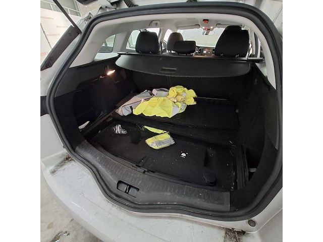 Personenauto, renault, megane estate - afbeelding 29 van  51