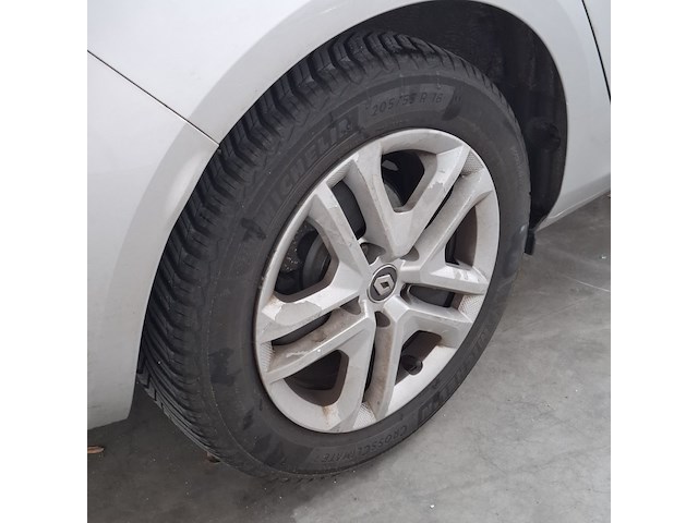 Personenauto, renault, mégane estate - afbeelding 4 van  52