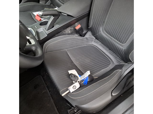 Personenauto, renault, megane estate - afbeelding 18 van  54