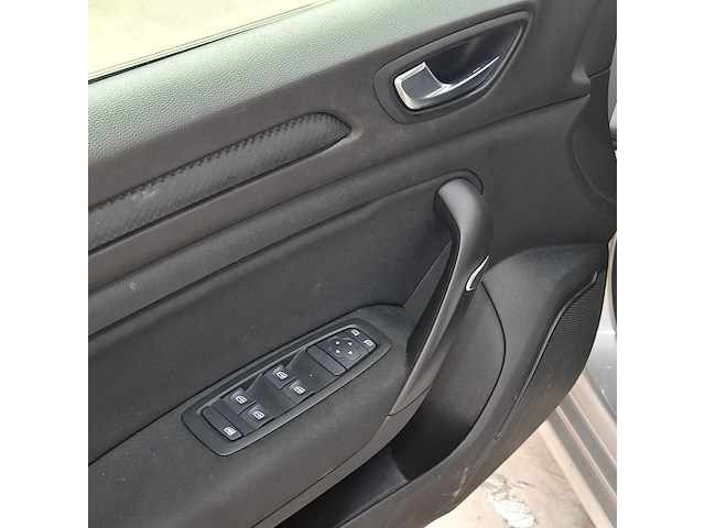 Personenauto, renault, mégane estate - afbeelding 5 van  37