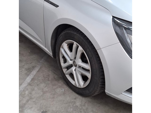 Personenauto, renault, mégane estate - afbeelding 36 van  37
