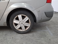Personenauto, renault, mégane grand tour, 2.0-16v expression luxe, 2004 - afbeelding 3 van  54