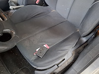 Personenauto, renault, mégane grand tour, 2.0-16v expression luxe, 2004 - afbeelding 15 van  54