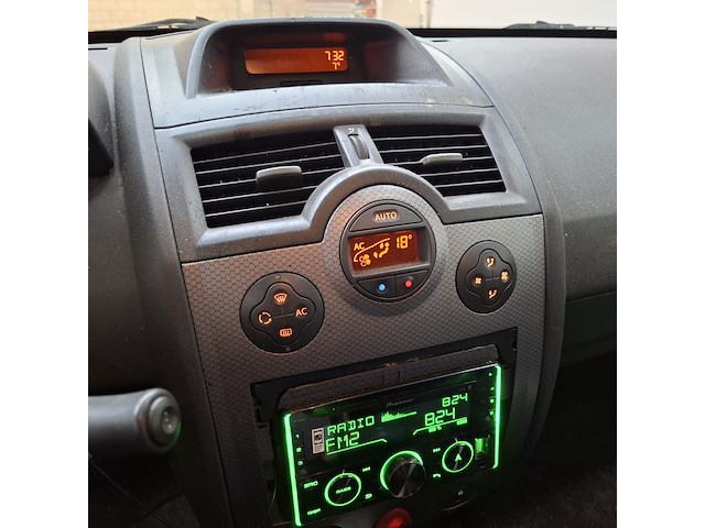 Personenauto, renault, mégane grand tour, 2.0-16v expression luxe, 2004 - afbeelding 20 van  54