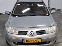 Personenauto, renault, mégane grand tour, 2.0-16v expression luxe, 2004 - afbeelding 12 van  54