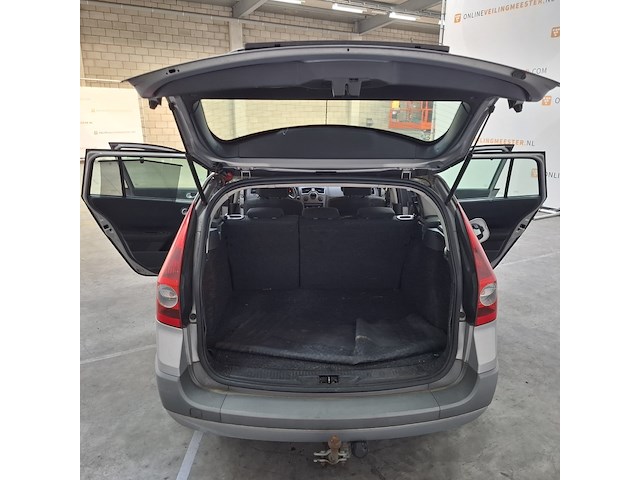 Personenauto, renault, mégane grand tour, 2.0-16v expression luxe, 2004 - afbeelding 27 van  54