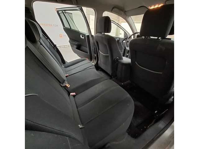 Personenauto, renault, mégane grand tour, 2.0-16v expression luxe, 2004 - afbeelding 29 van  54