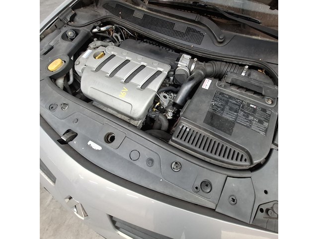 Personenauto, renault, mégane grand tour, 2.0-16v expression luxe, 2004 - afbeelding 40 van  54