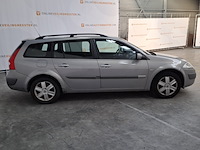 Personenauto, renault, mégane grand tour, 2.0-16v expression luxe, 2004 - afbeelding 34 van  54