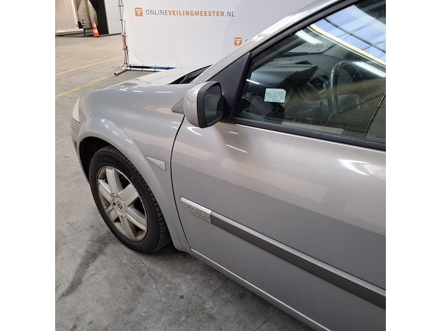 Personenauto, renault, mégane grand tour, 2.0-16v expression luxe, 2004 - afbeelding 53 van  54