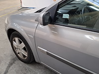 Personenauto, renault, mégane grand tour, 2.0-16v expression luxe, 2004 - afbeelding 53 van  54