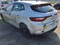 Personenauto, renault, megane, schade-auto - afbeelding 20 van  54