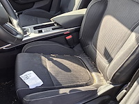 Personenauto, renault, megane, schade-auto - afbeelding 12 van  54