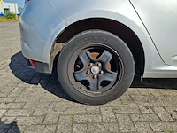 Personenauto, renault, megane, schade-auto - afbeelding 40 van  54