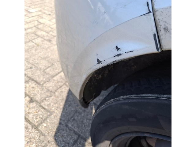 Personenauto, renault, megane, schade-auto - afbeelding 41 van  54