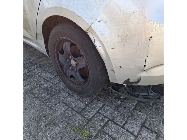 Personenauto, renault, megane, schade-auto - afbeelding 43 van  54