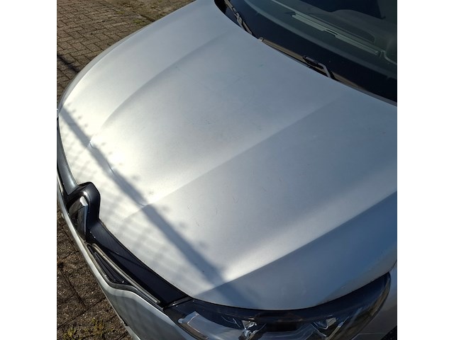 Personenauto, renault, megane, schade-auto - afbeelding 47 van  54