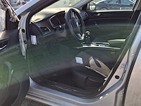 Personenauto, renault, megane, schade-auto - afbeelding 49 van  54