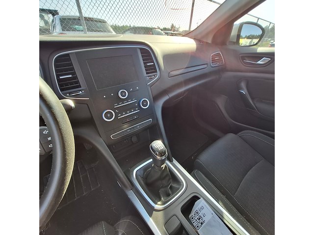 Personenauto, renault, megane, schade-auto - afbeelding 52 van  54