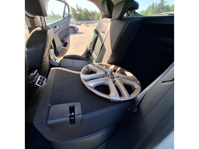 Personenauto, renault, megane, schade-auto - afbeelding 54 van  54