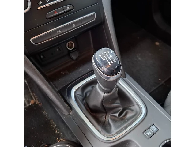 Personenauto, renault, megane zen, 2019 - afbeelding 42 van  72