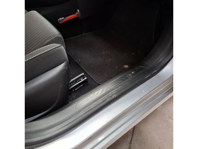 Personenauto, renault, megane zen, 2019 - afbeelding 57 van  72