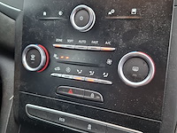 Personenauto, renault, megane - afbeelding 17 van  36