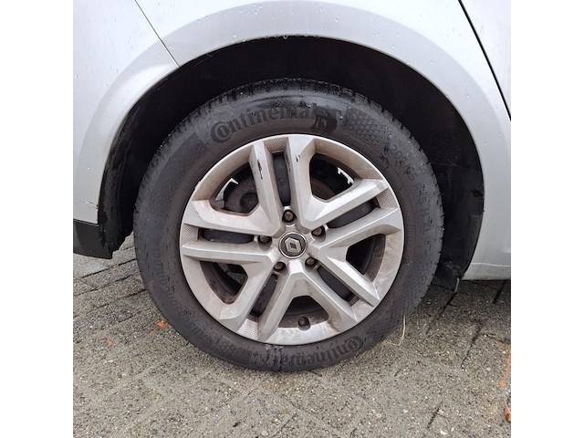 Personenauto, renault, megane - afbeelding 30 van  45