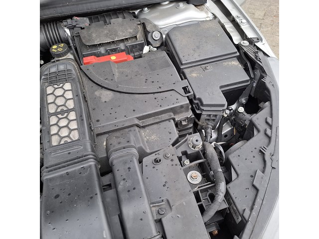 Personenauto, renault, megane - afbeelding 38 van  45