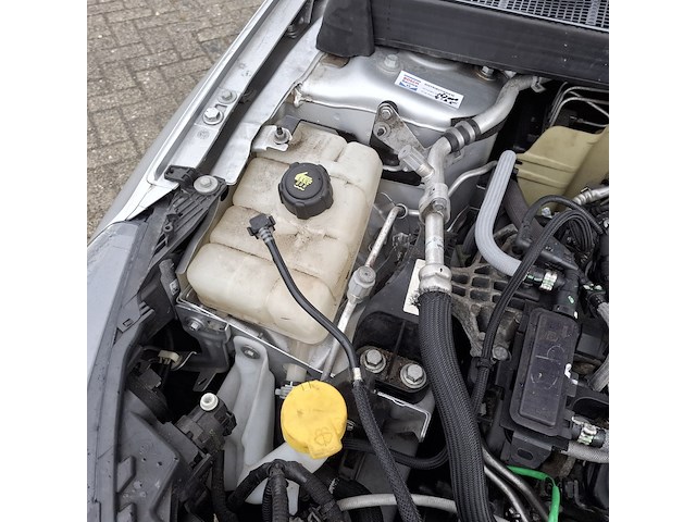 Personenauto, renault, megane - afbeelding 39 van  45