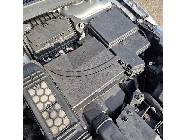 Personenauto, renault, megane - afbeelding 13 van  42