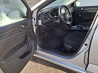 Personenauto, renault, megane - afbeelding 17 van  42