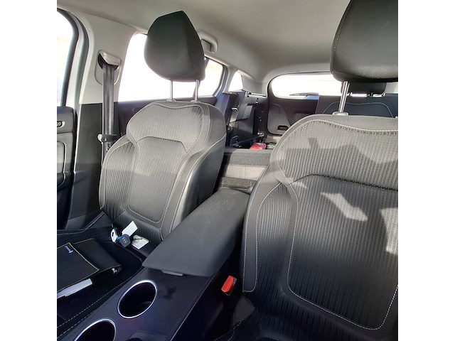 Personenauto, renault, megane - afbeelding 22 van  42