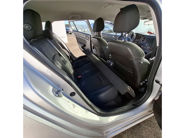 Personenauto, renault, megane - afbeelding 26 van  42