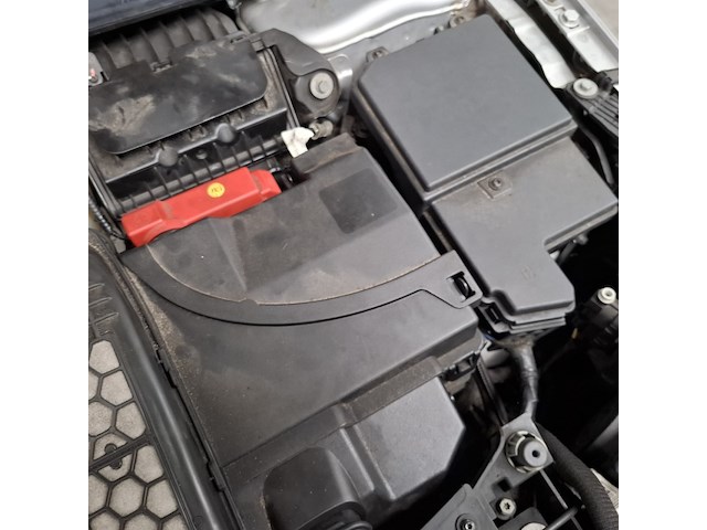 Personenauto, renault, megane - afbeelding 14 van  47