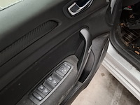 Personenauto, renault, megane - afbeelding 20 van  44