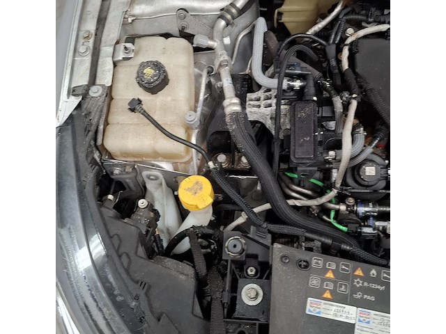 Personenauto, renault, megane - afbeelding 32 van  44