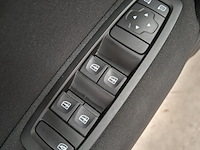 Personenauto, renault, megane - afbeelding 14 van  31